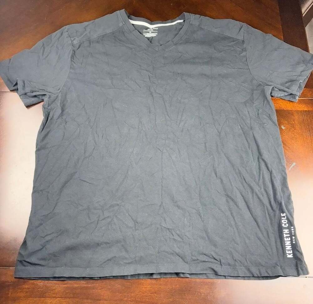 Kenneth Cole New York Men’s 2XL Black V-Neck T-Shirt Stretch Cotton Logo Tee